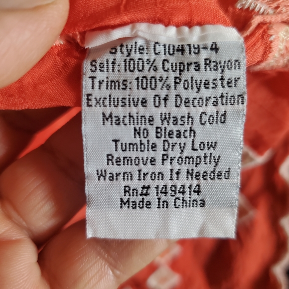 Johnny Was Coral Embroidered Dakota Poncho Style Size XL. - Picture 10 of 10